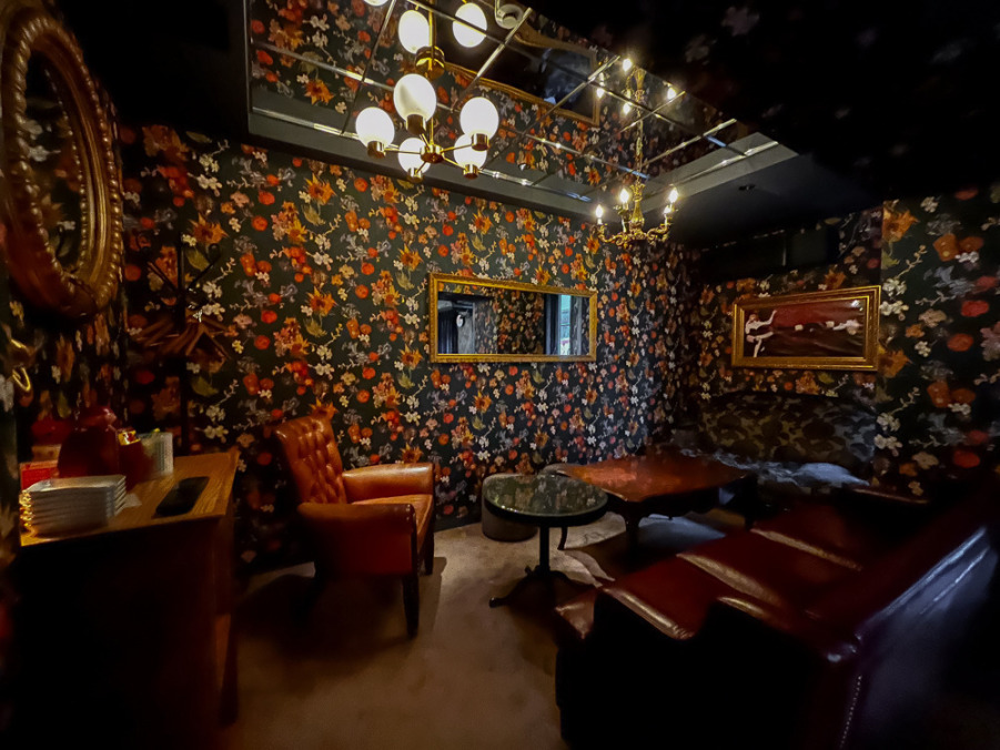 バニーラウンジB4 上野